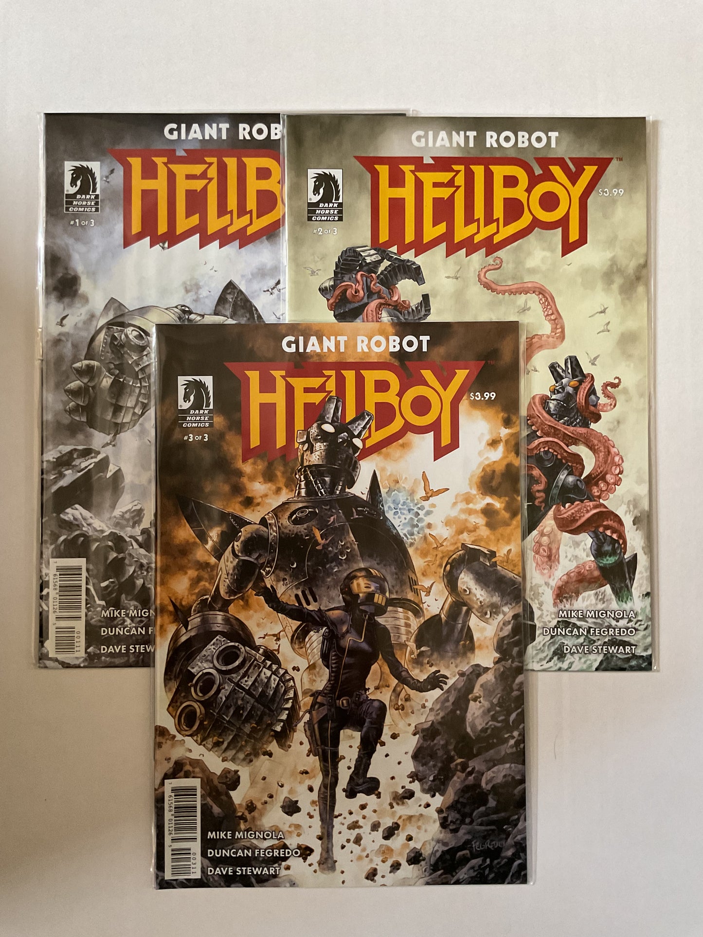 Giant Robot Hellboy #1-3 2023 Dark Horse Comics Complete Set