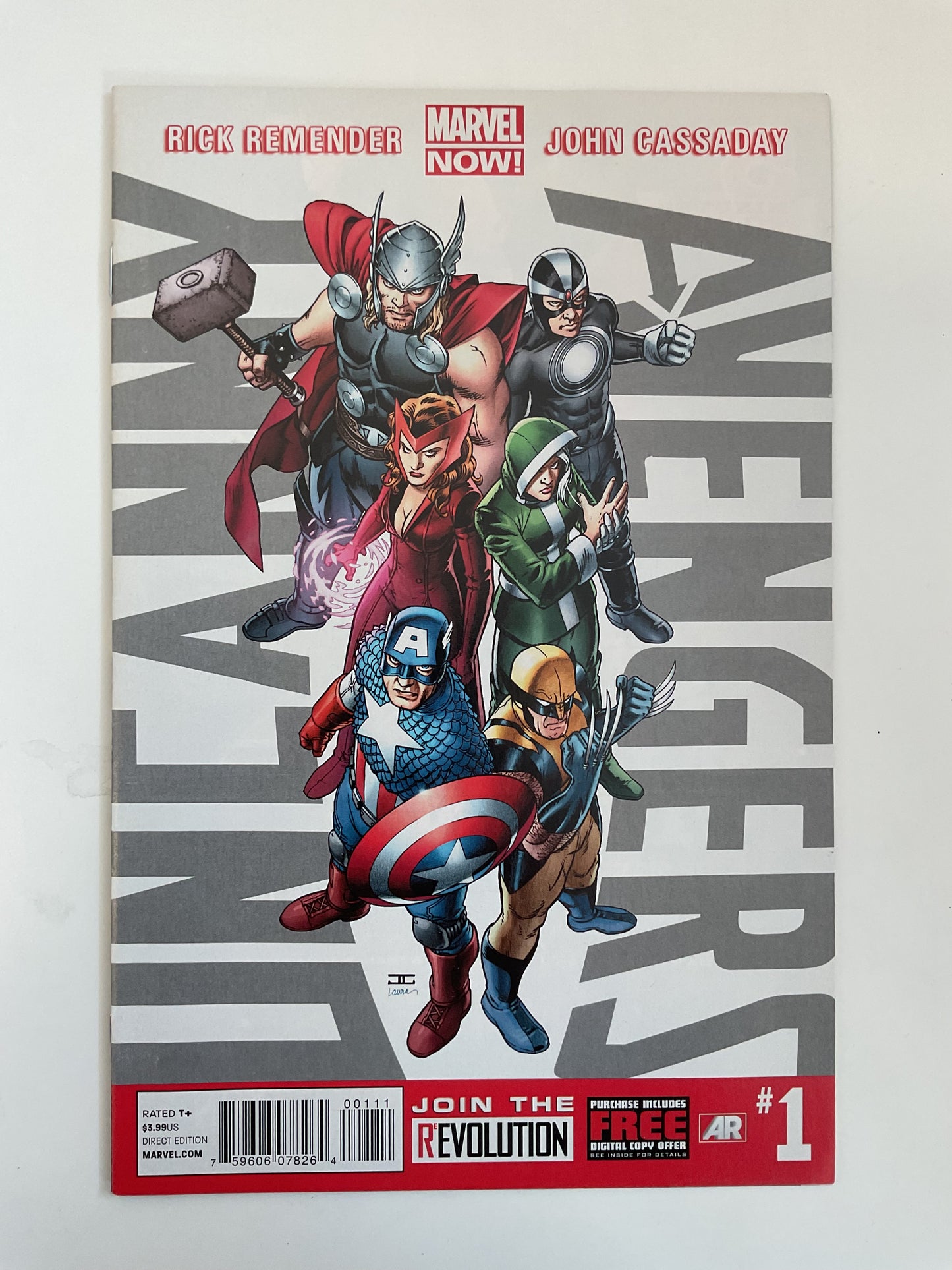 Uncanny Avengers #1 2012 Marvel Comics